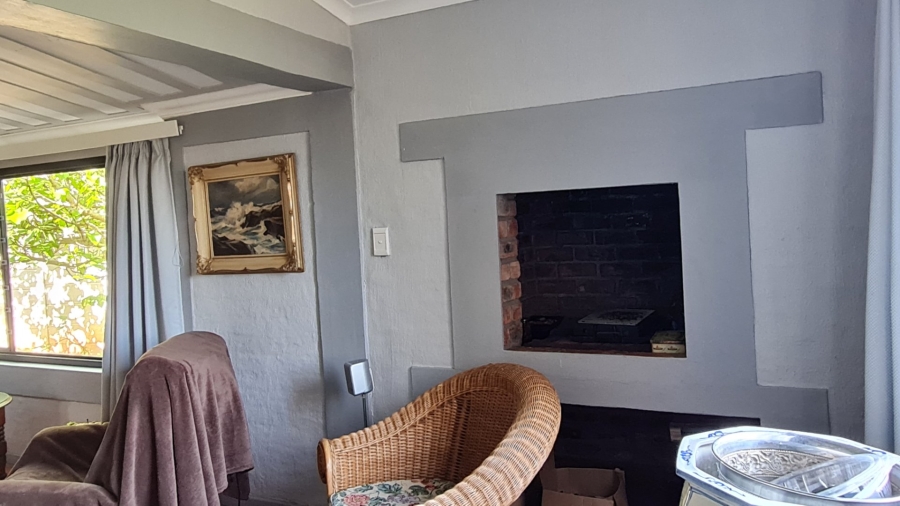 4 Bedroom Property for Sale in Boggomsbaai Western Cape
